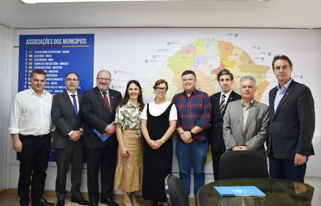 CRA-RS e FAMURS iniciam tratativas para firmar termo de cooperação com municípios